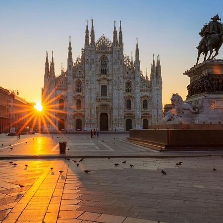 City Life House-Red San Siro & Duomo Apartment Milan Exterior photo